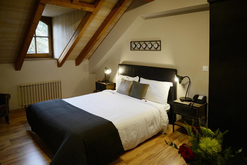 Auberge Communale De Carouge Eksteriør billede