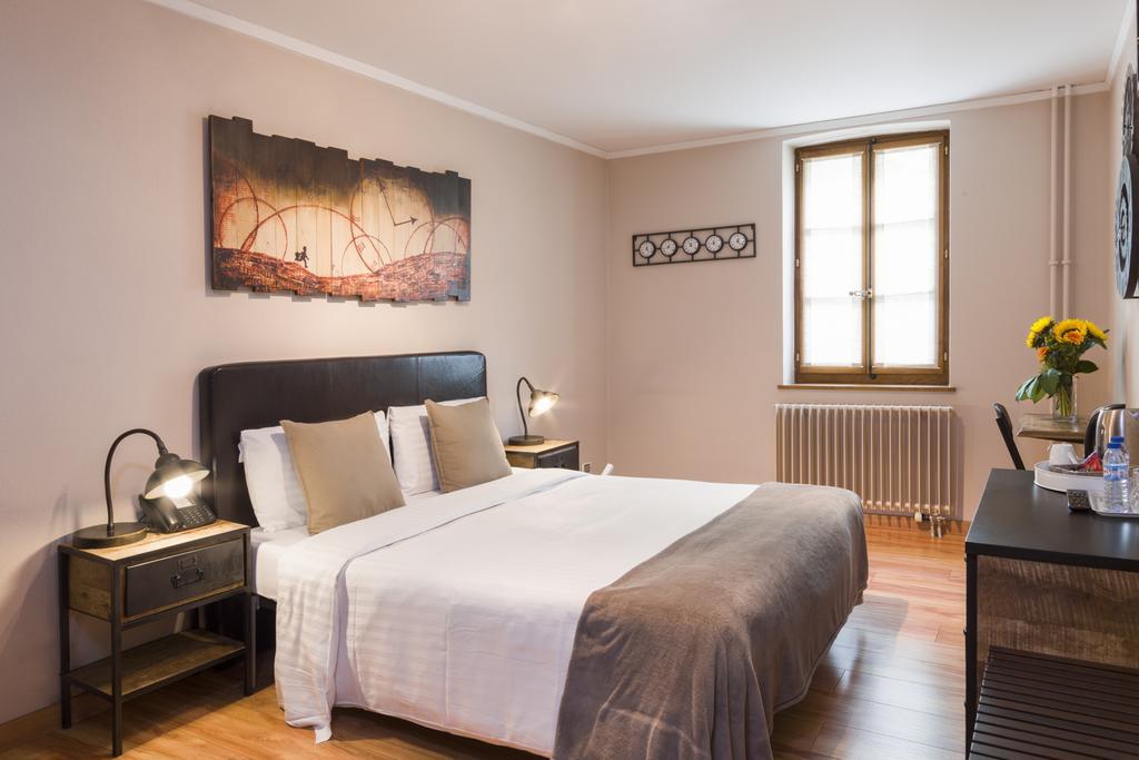 Auberge Communale De Carouge Eksteriør billede