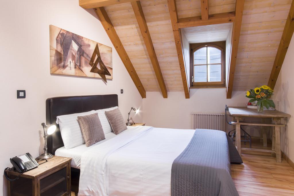 Auberge Communale De Carouge Eksteriør billede