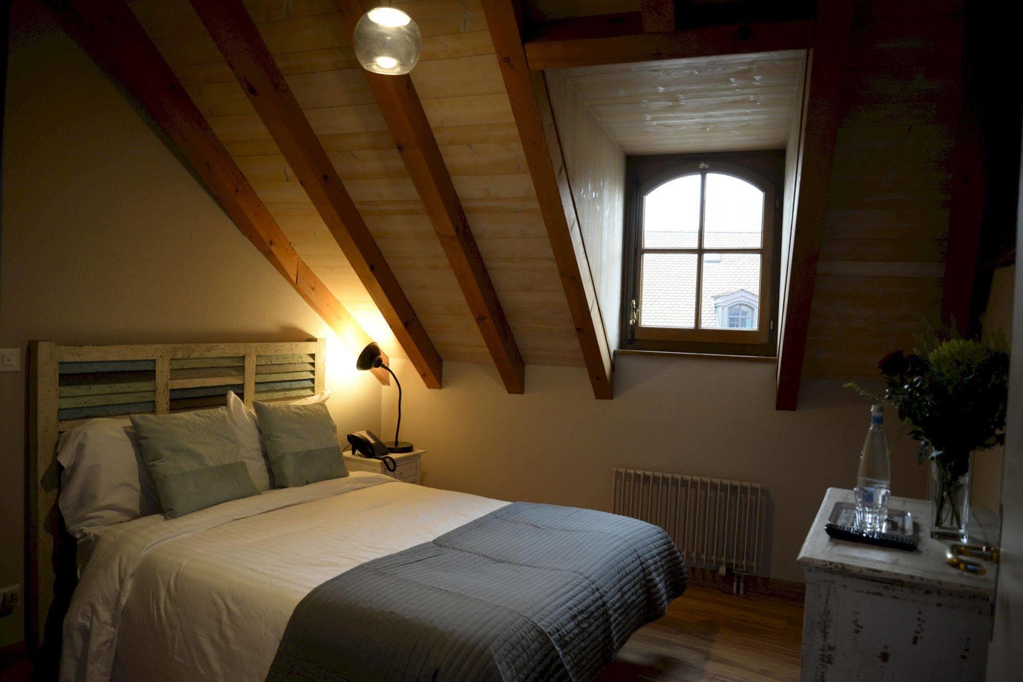 Auberge Communale De Carouge Eksteriør billede