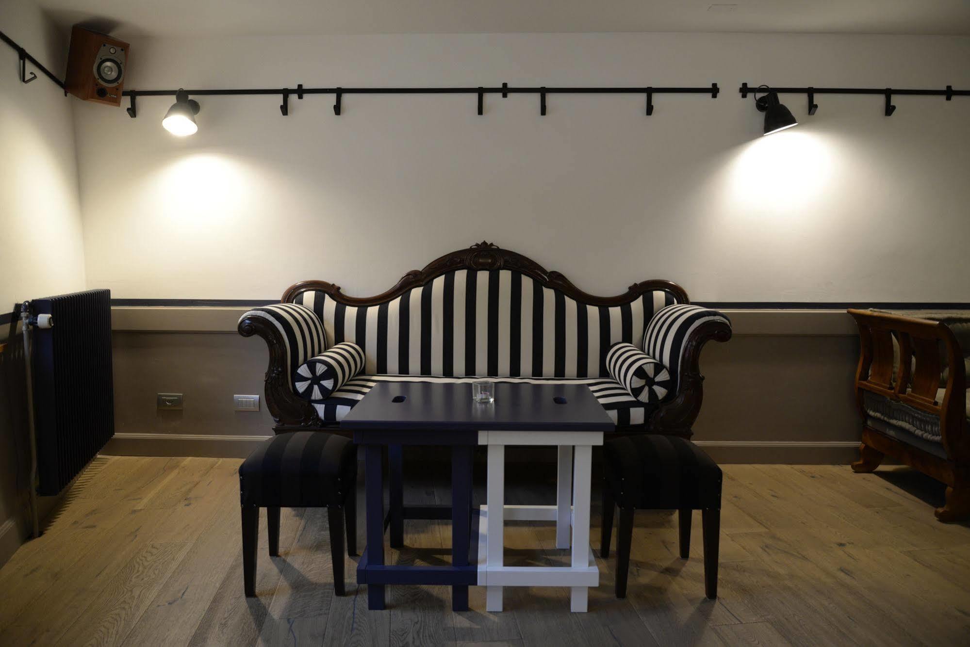 Auberge Communale De Carouge Eksteriør billede